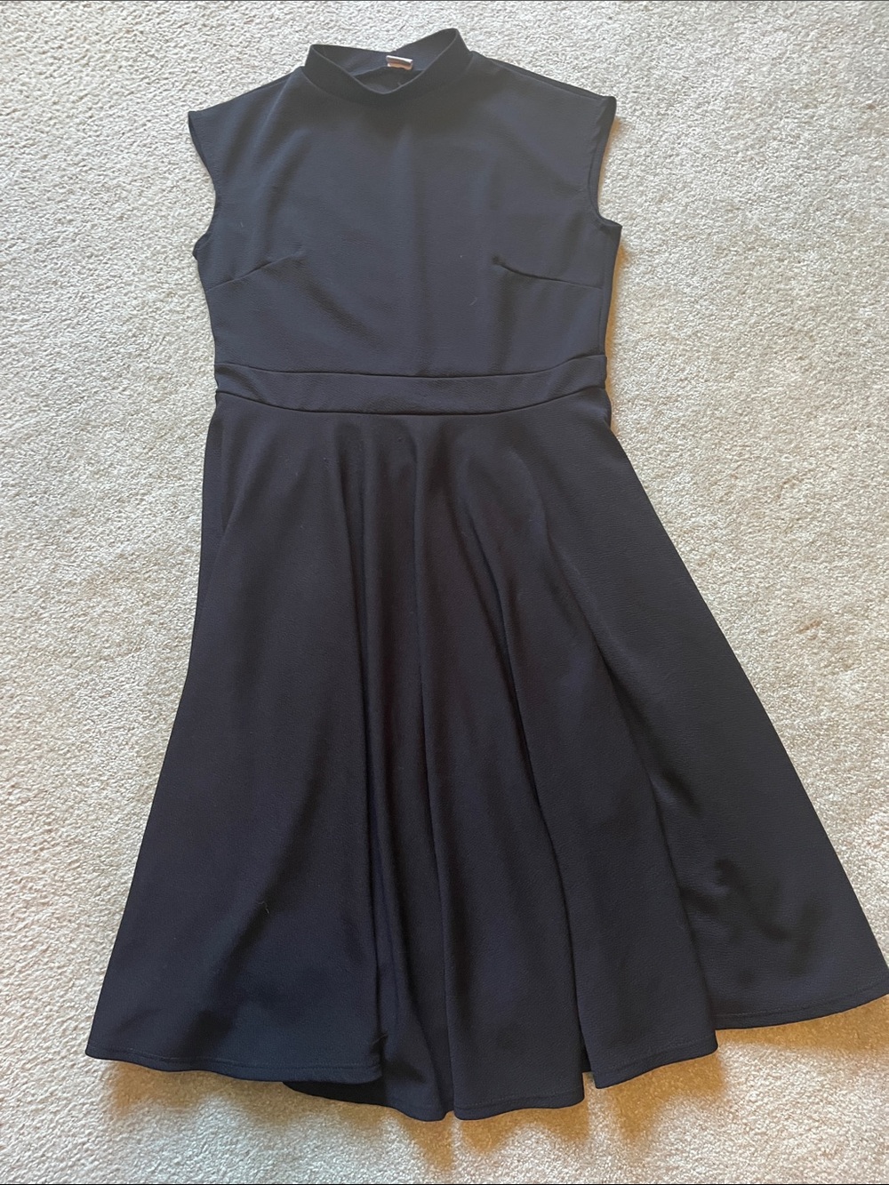 Source Unknown Black Mock-Neck Fit & Flare Midi Dress